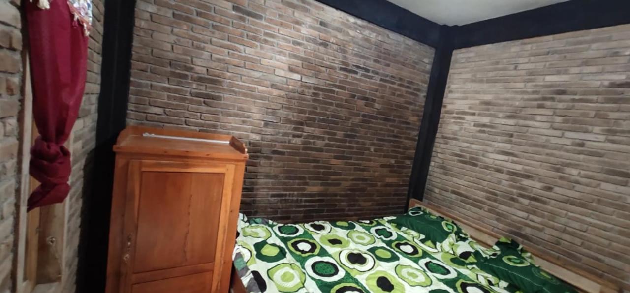 Homestay Kurnia Bantul Bagian luar foto