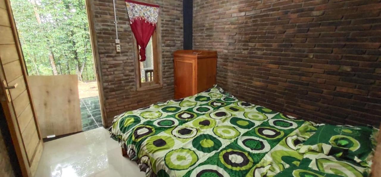Homestay Kurnia Bantul Bagian luar foto