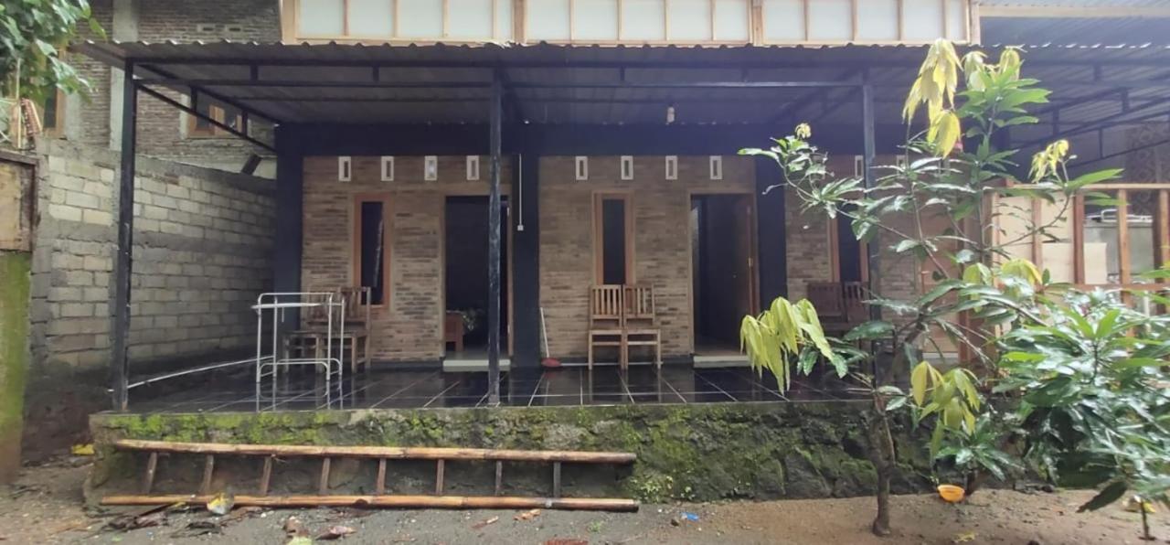 Homestay Kurnia Bantul Bagian luar foto