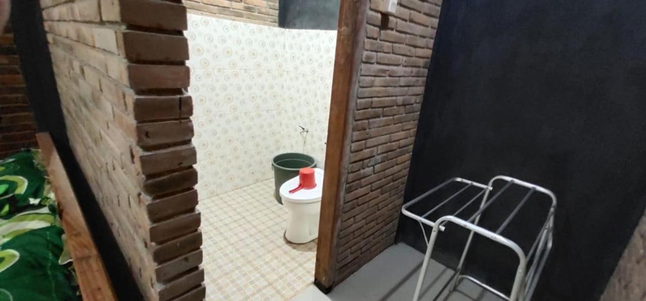 Homestay Kurnia Bantul Bagian luar foto